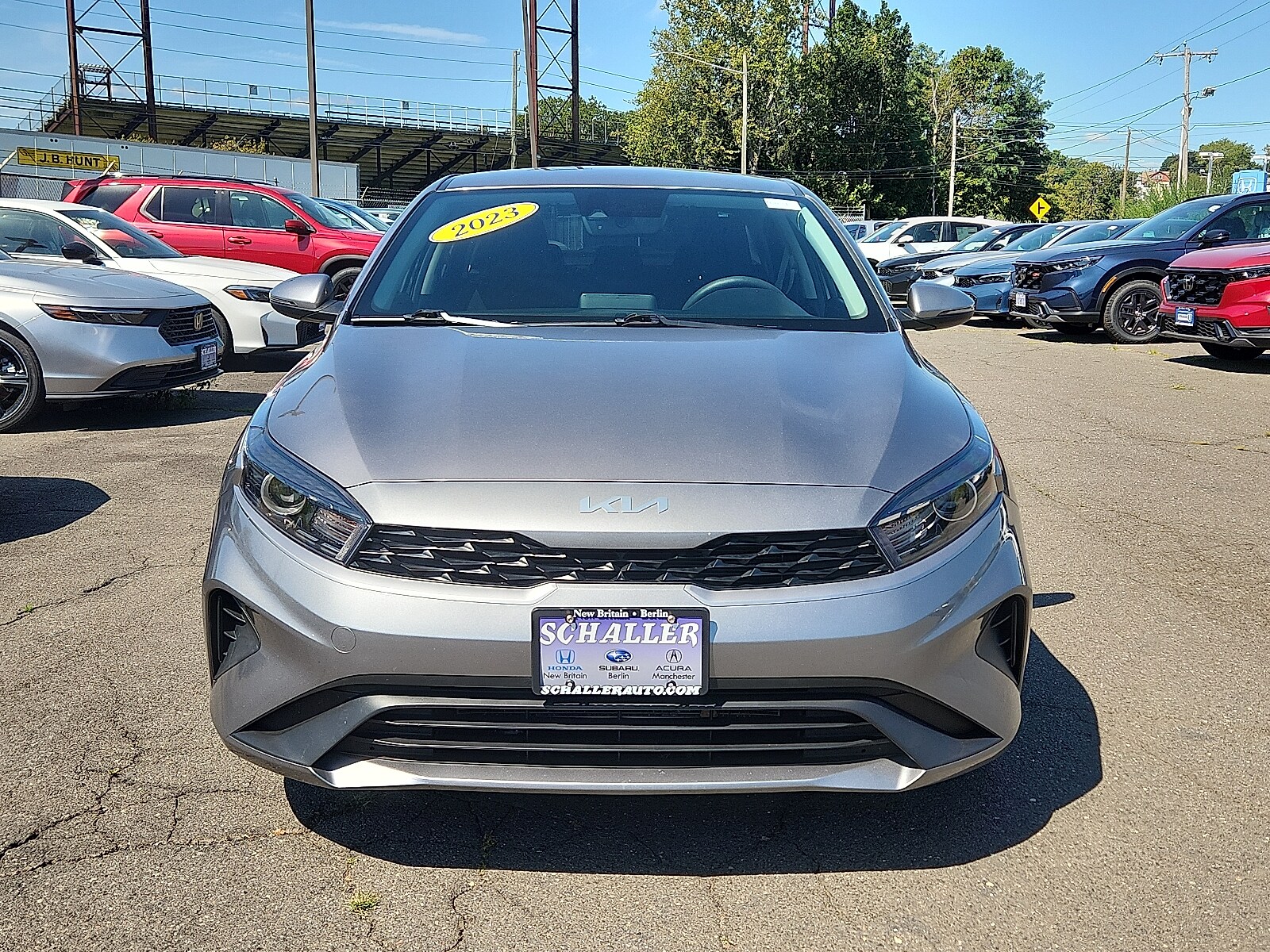 2023 Kia Forte LXS photo 2