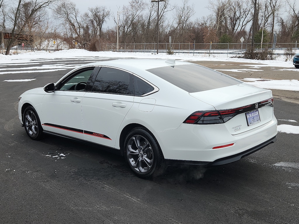 Used 2024 Honda Accord EX Sedan