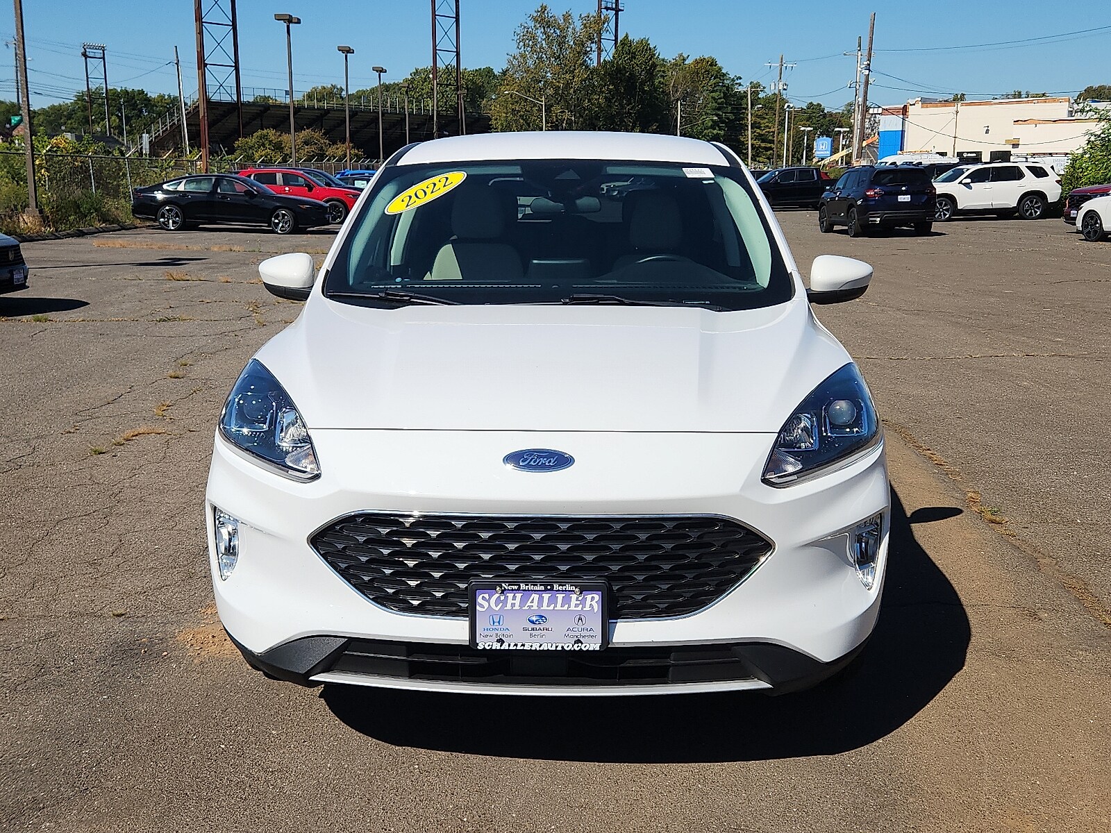 2022 Ford Escape SEL photo 2