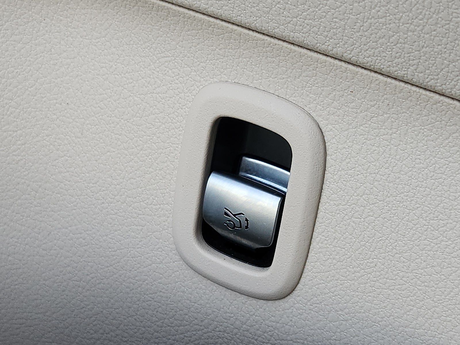 2023 Mercedes-Benz C-Class Sedan C 300 - Photo 26