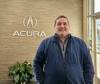 Staff member Mario Cipolla from ID_509969036e73