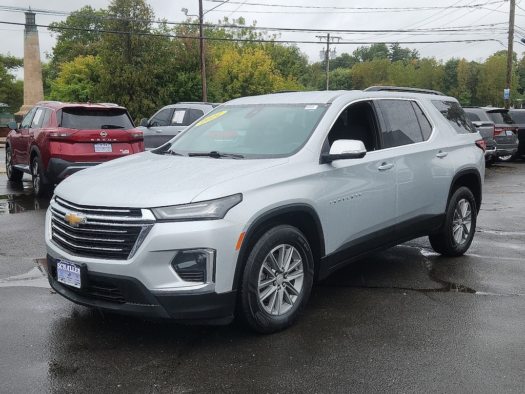 Used 2022 Chevrolet Traverse LT Cloth w/2FL SUV