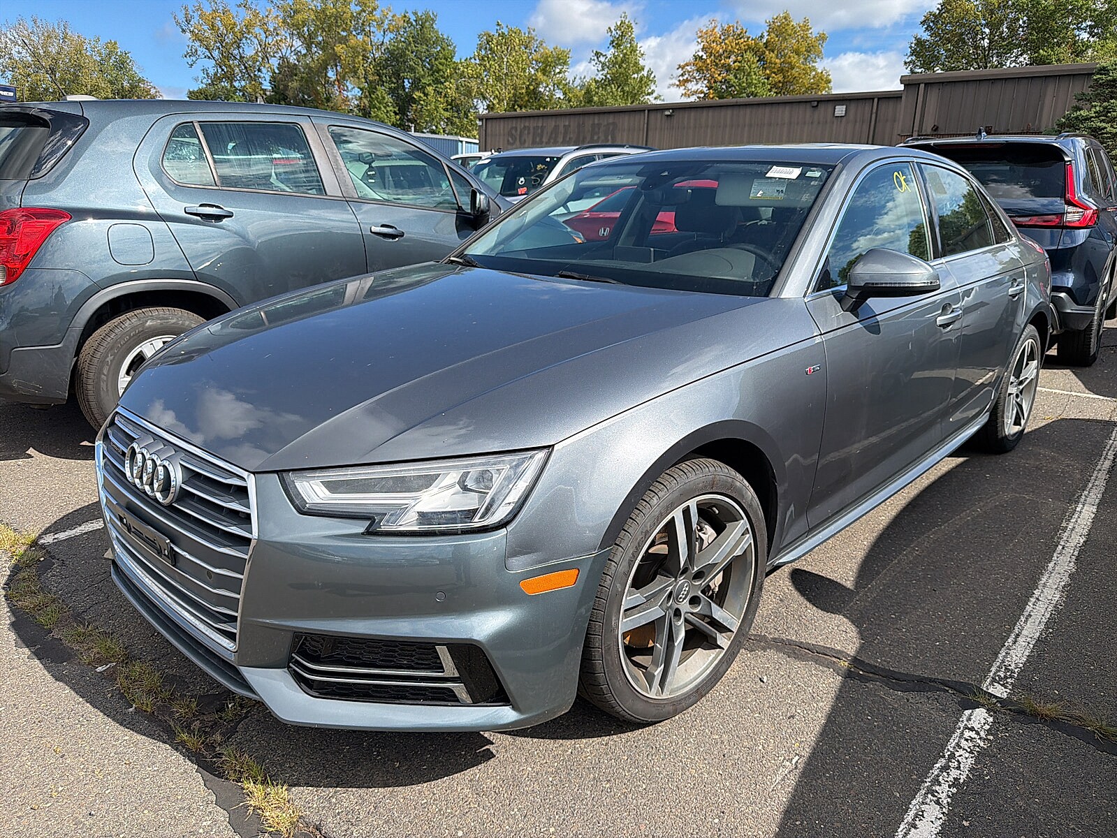 2018 Audi A4 2.0T Premium photo 2