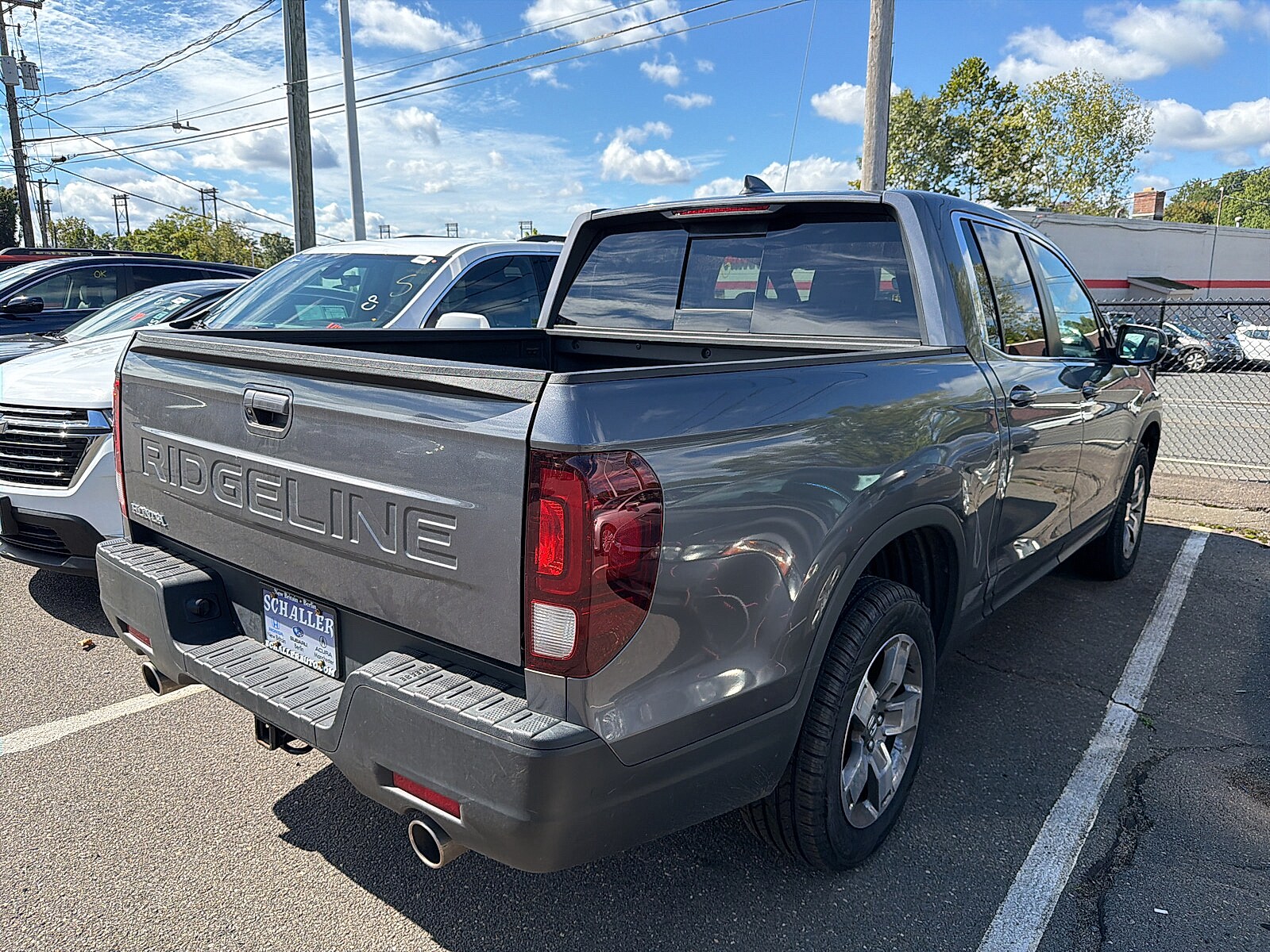 2024 Honda Ridgeline RTL photo 2