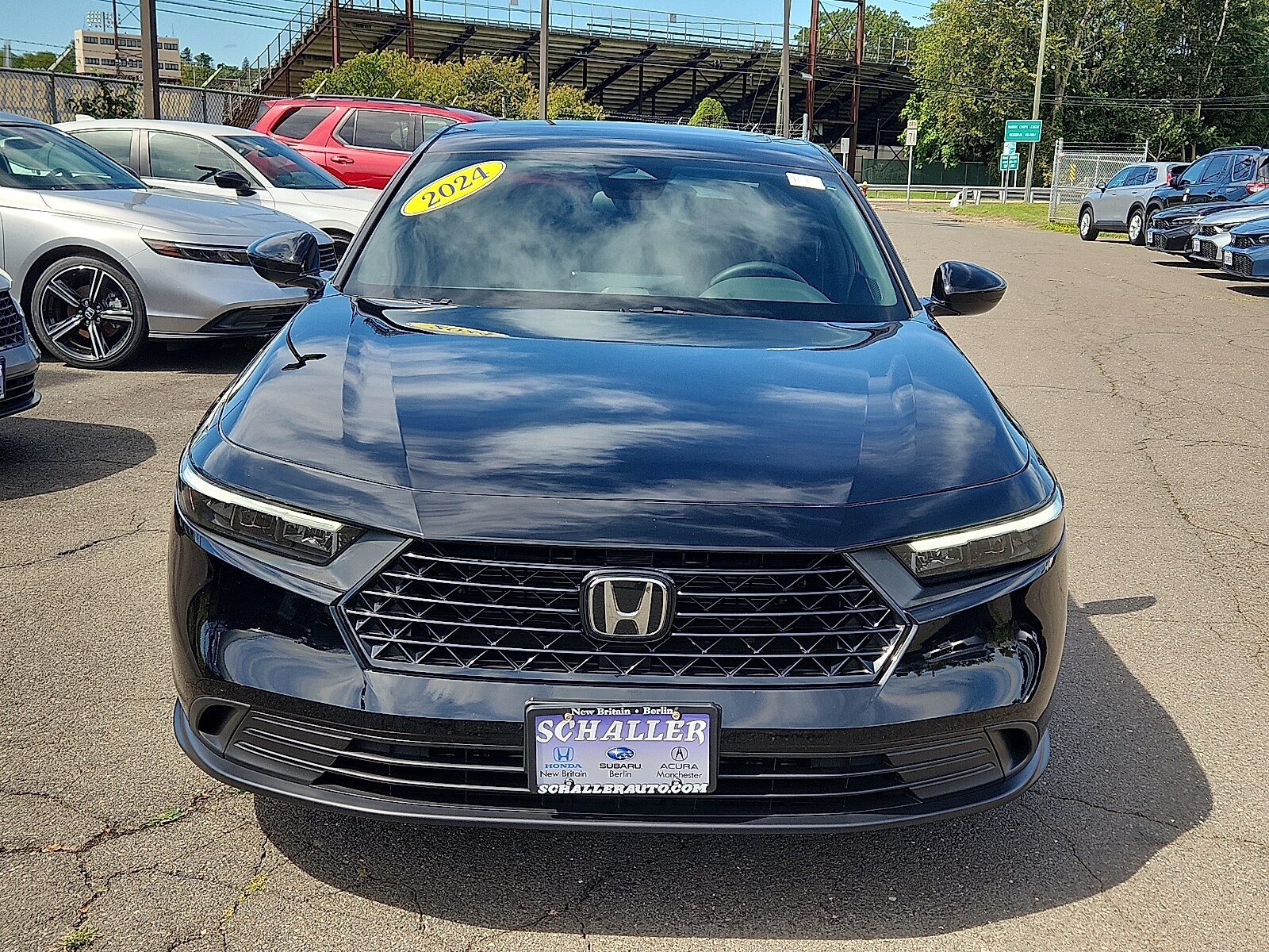 2024 Honda Accord Hybrid Sport photo 2