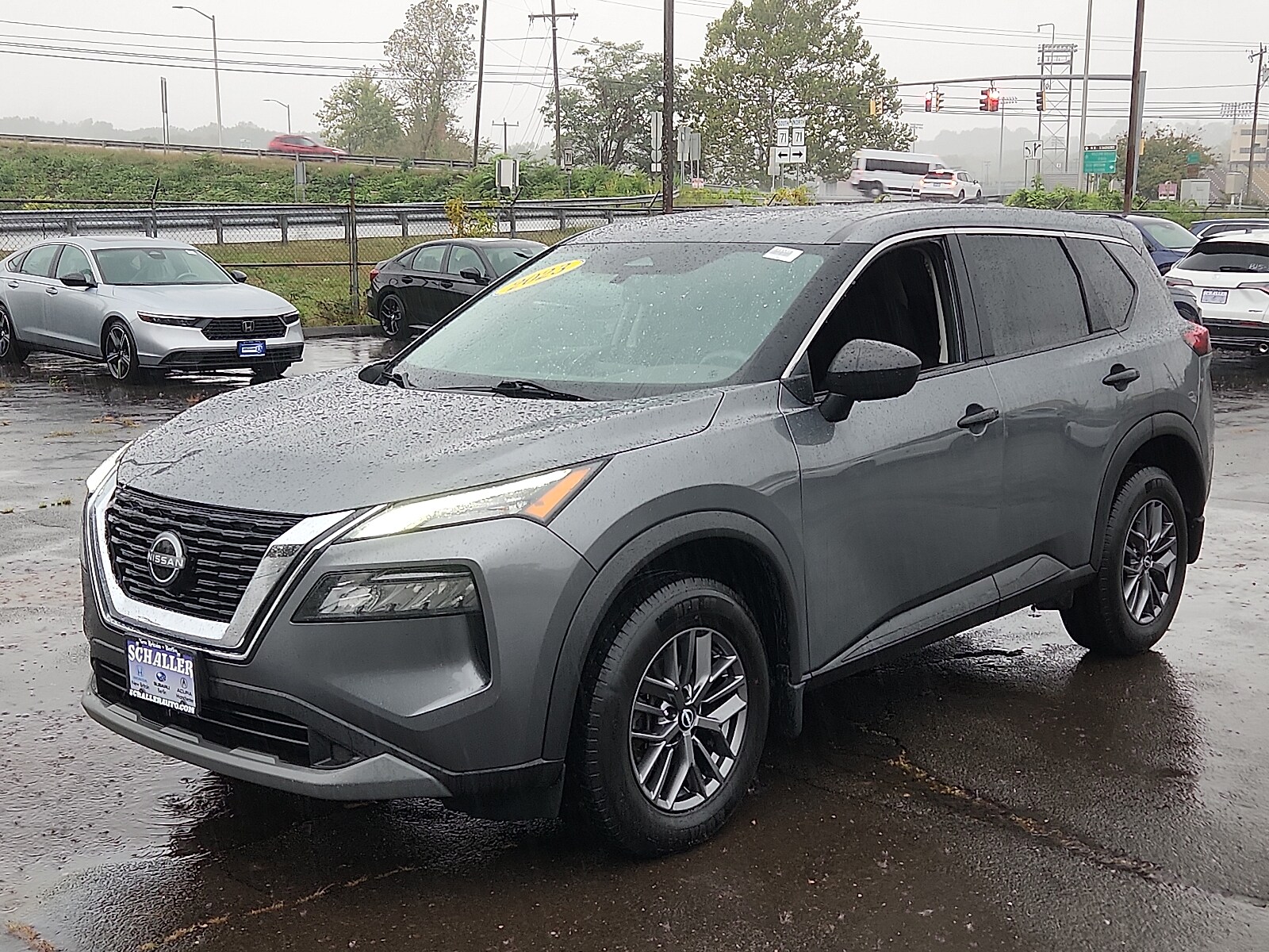 2023 Nissan Rogue S photo 3