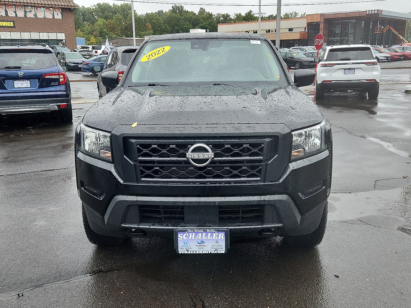 2022 Nissan Frontier S photo 2
