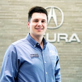 Staff member Mike Uhlman from ID_509969036e73