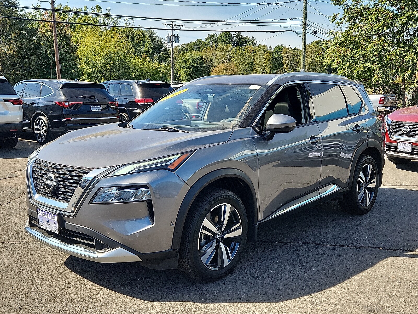 2023 Nissan Rogue Platinum AWD photo 3