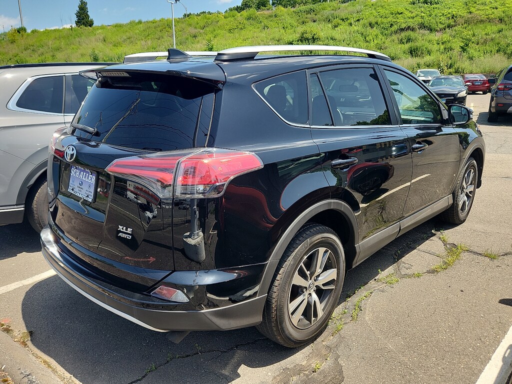 Used 2016 Toyota RAV4 XLE Sport Utility