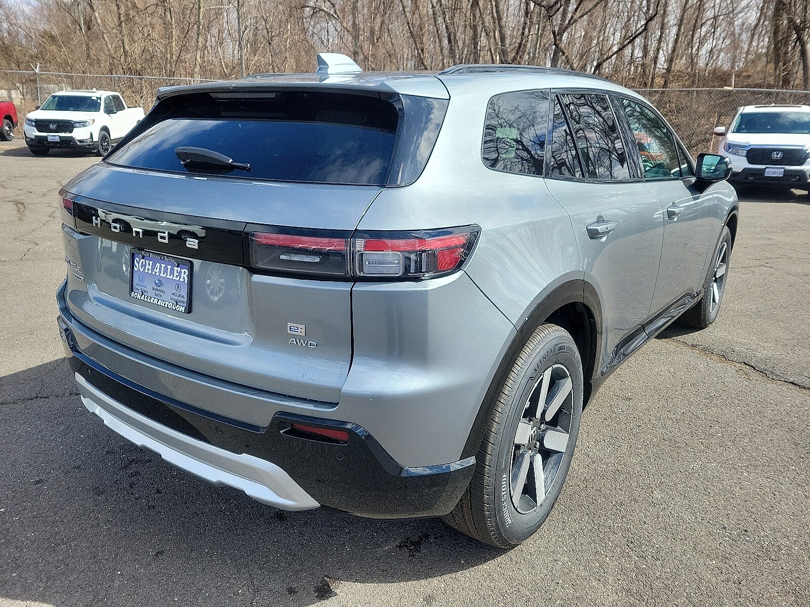 2025 Honda Prologue Touring photo 4