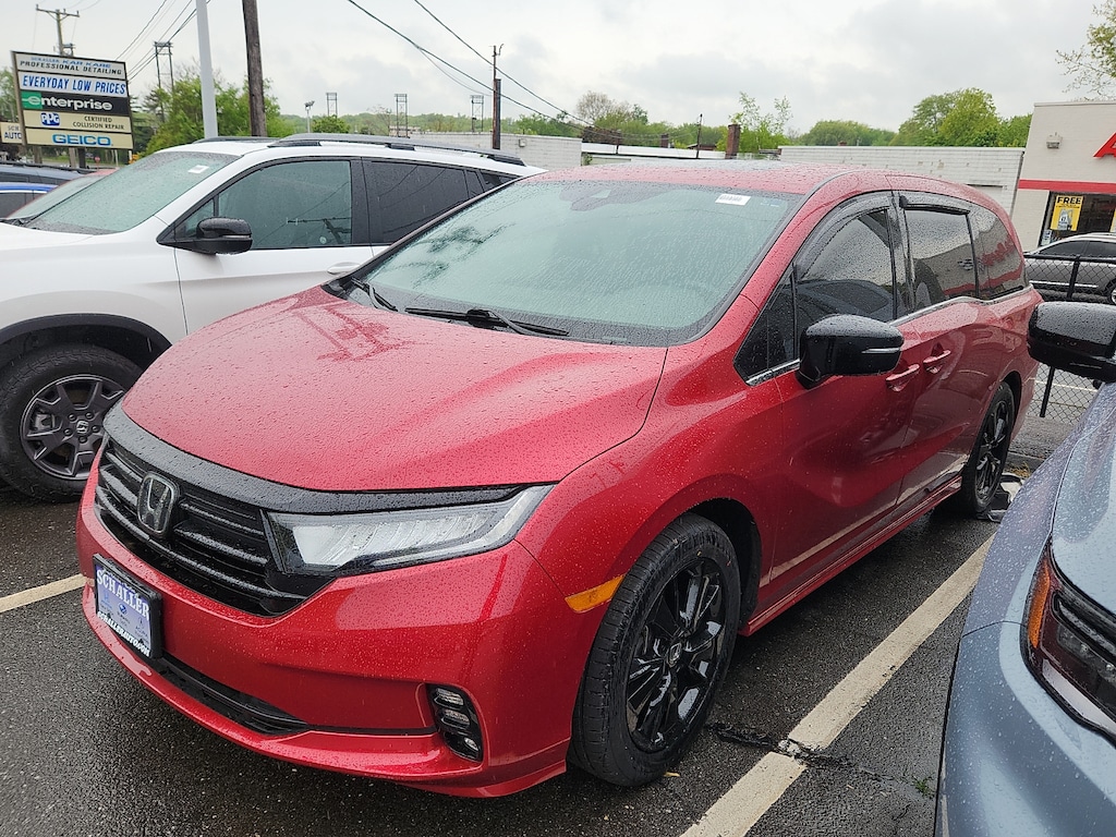Used 2024 Honda Odyssey Sport Passenger Van
