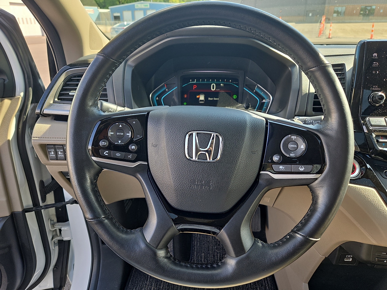 2023 Honda Odyssey Elite - Photo 22