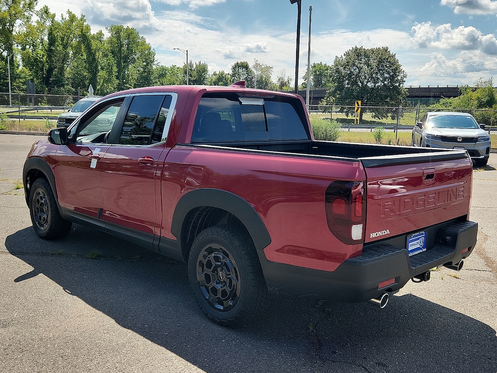 New 2025 Honda Ridgeline RTL Truck Crew Cab