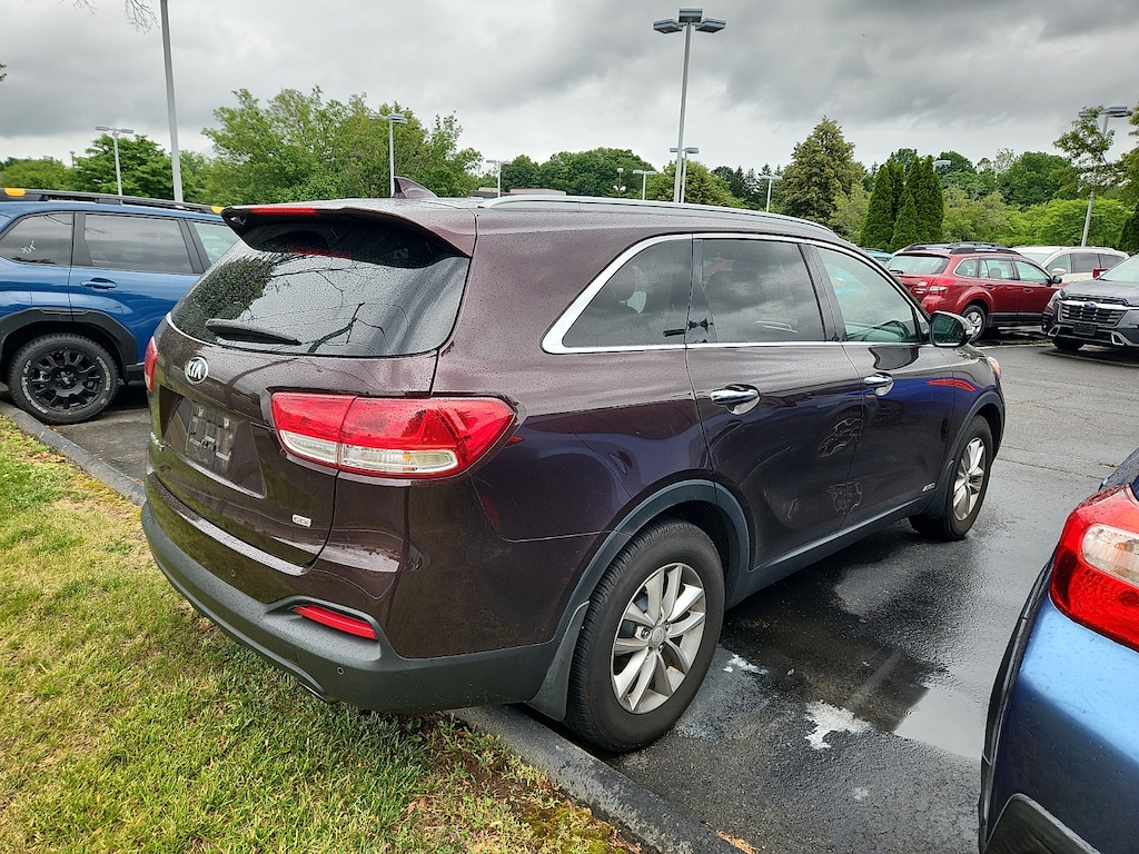 Used 2016 Kia Sorento 2.4L LX Sport Utility