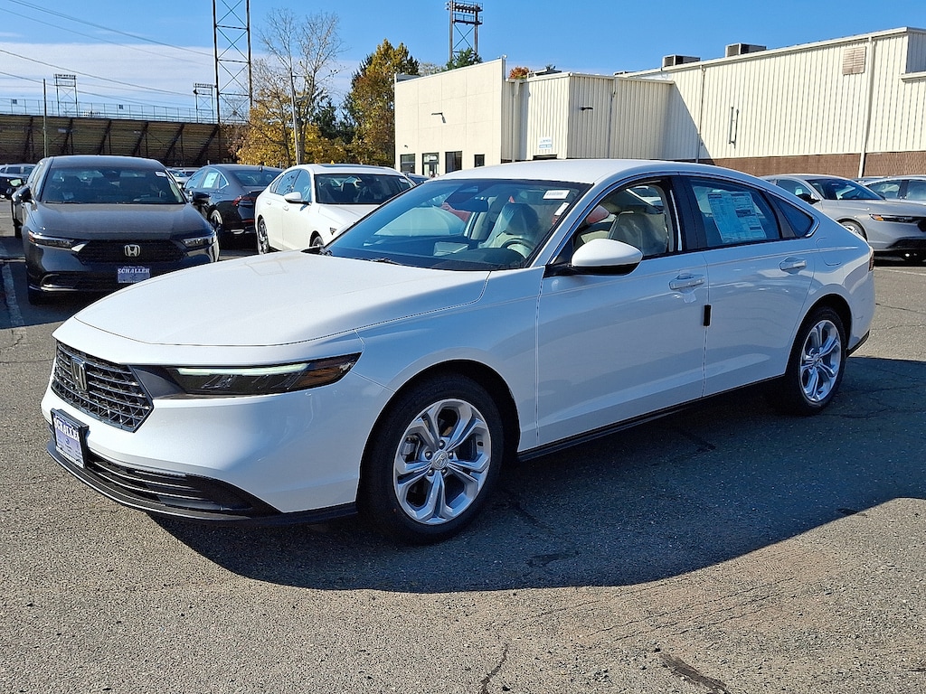New 2025 Honda Accord LX Sedan