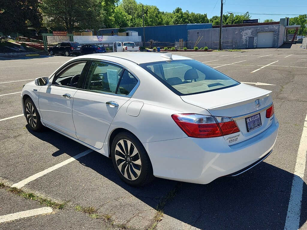Used 2015 Honda Accord Hybrid EX-L Sedan