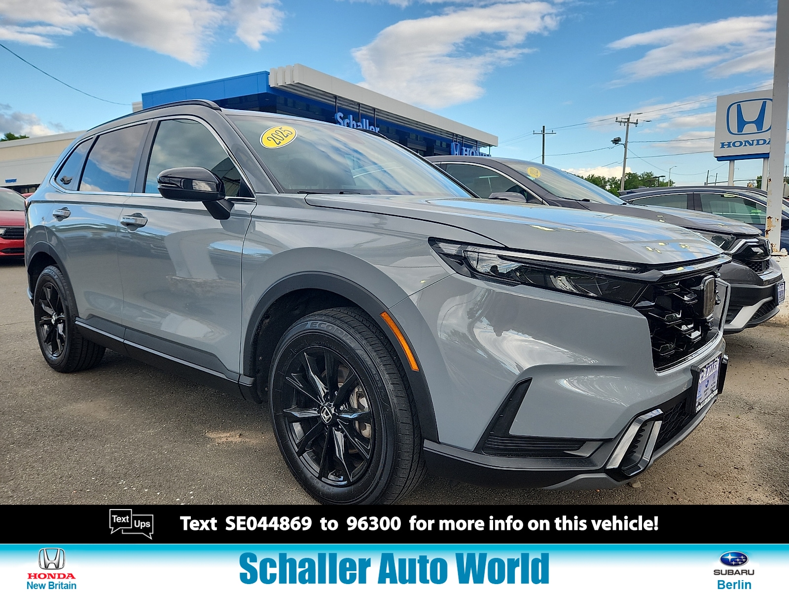 2025 Honda CR-V Hybrid Sport AWD's photo
