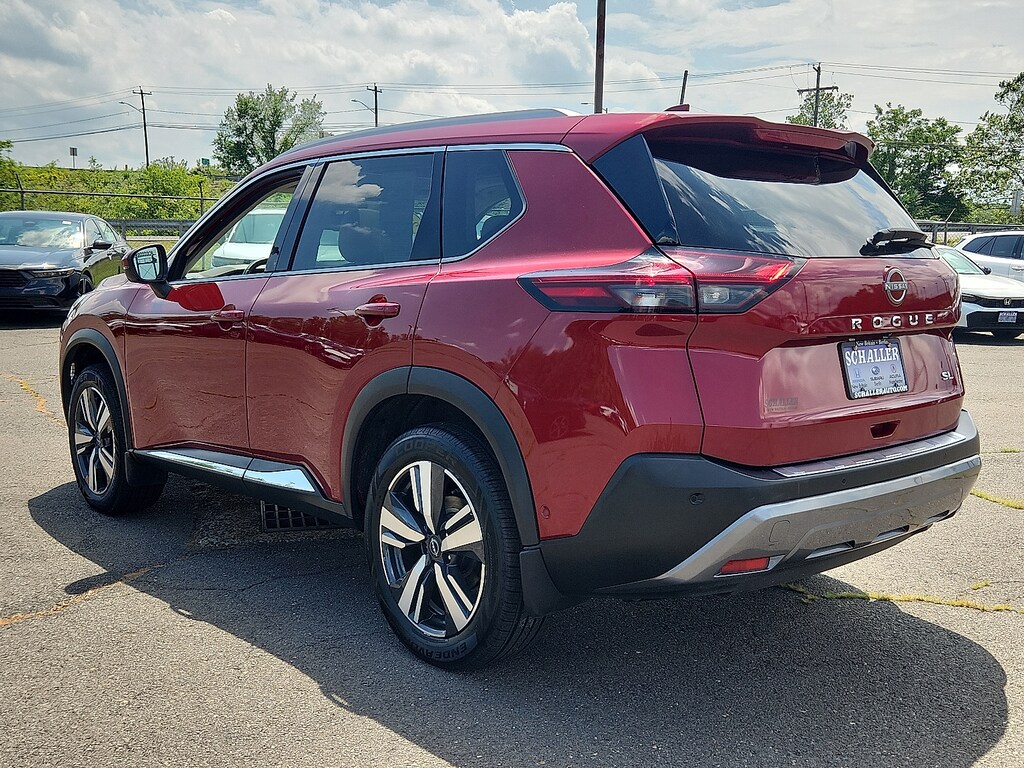 Used 2023 Nissan Rogue SL FWD Sport Utility