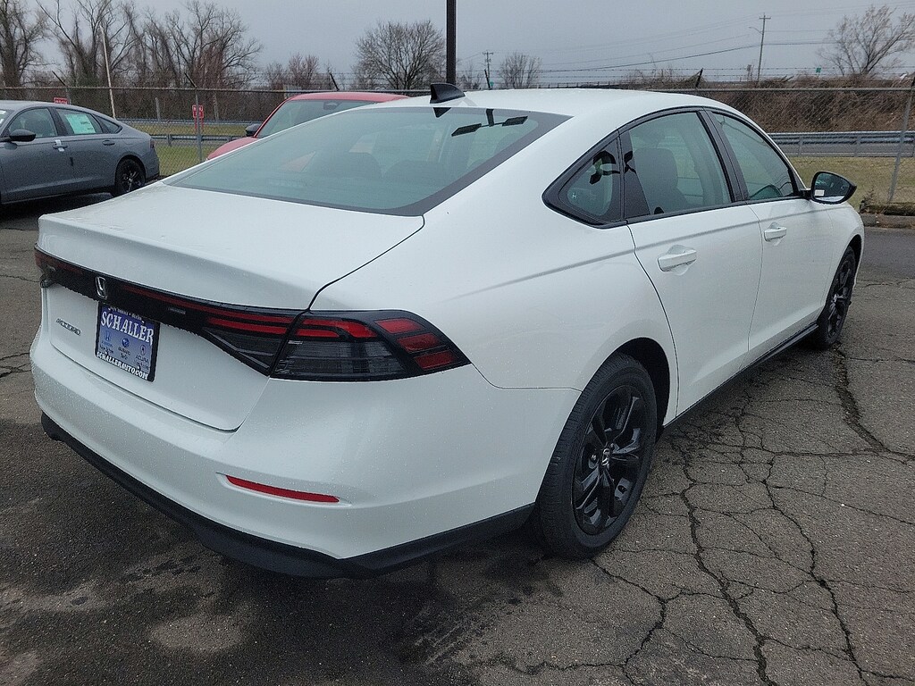 New 2025 Honda Accord SE Sedan