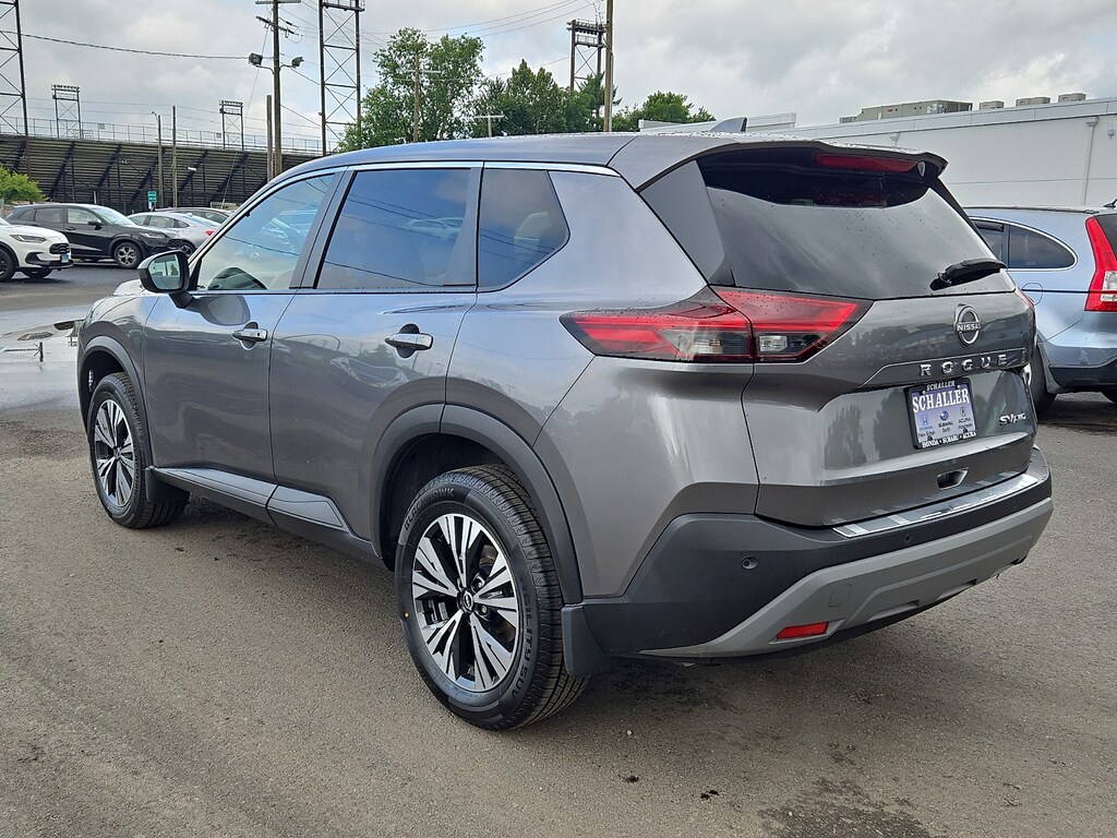 Used 2023 Nissan Rogue SV Intelligent AWD Sport Utility
