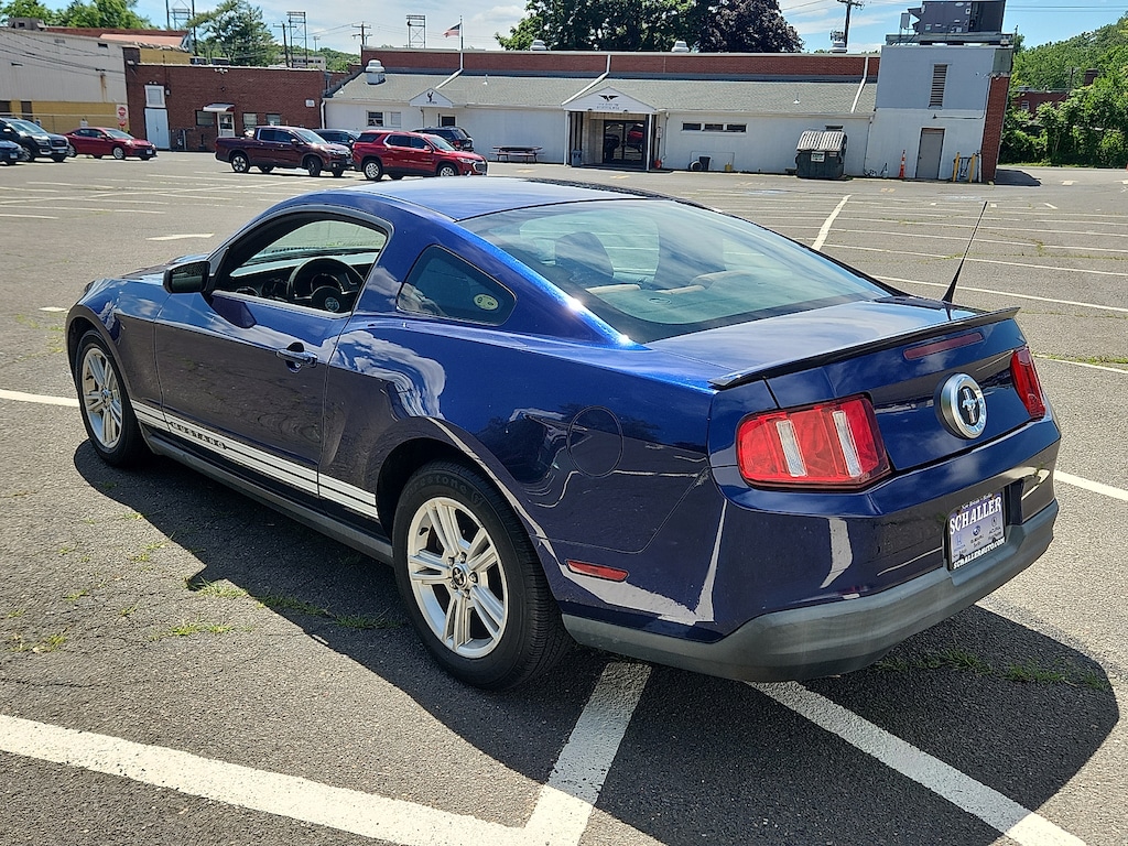 Used 2010 Ford Mustang V6 Coupe