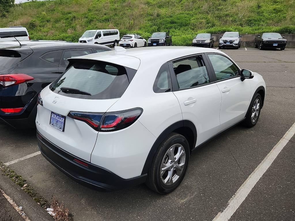 Used 2025 Honda HR-V AWD LX Sport Utility