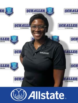 Staff member Allison Beavers from ID_704110