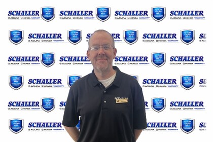 Staff member Chris Pearl from ID_0ba3c9