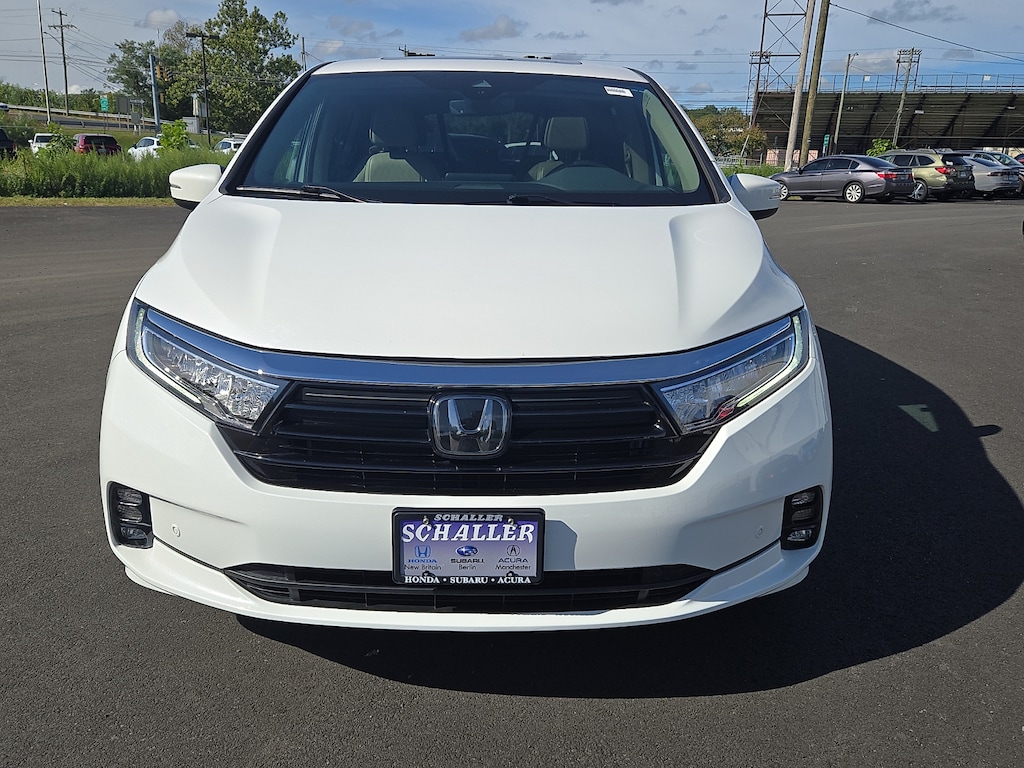 Certified 2023 Honda Odyssey Elite Passenger Van