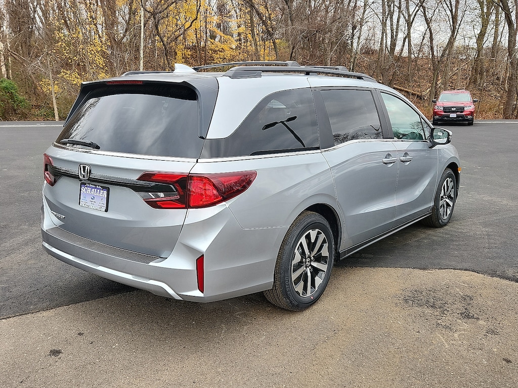 New 2026 Honda Odyssey EX-L Van Passenger