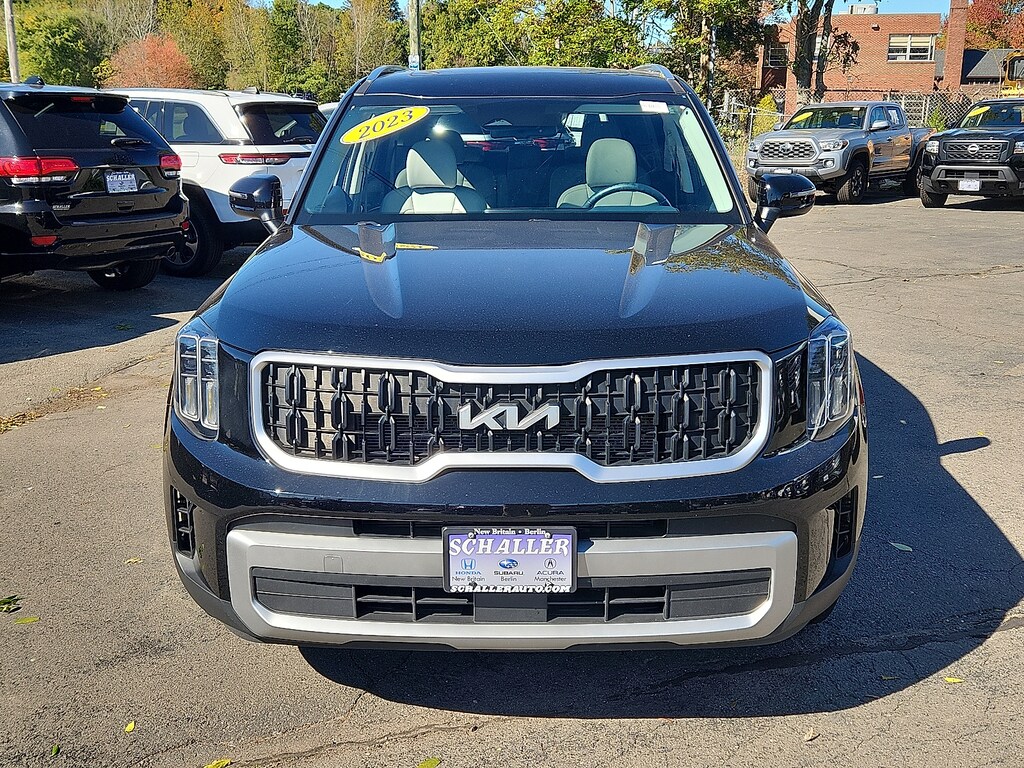 Used 2023 Kia Telluride EX Sport Utility