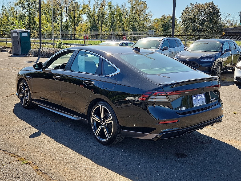 Used 2023 Honda Accord Hybrid Sport w/BSI Sedan