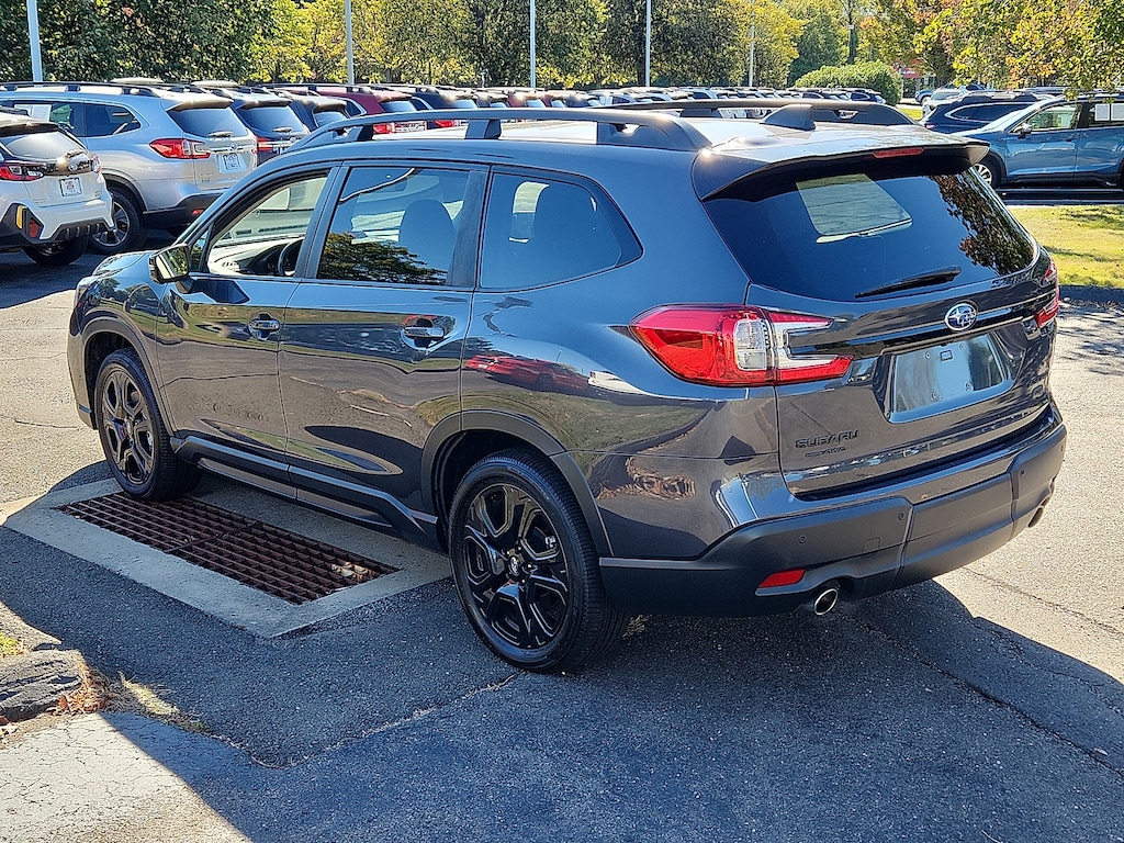 Used 2023 Subaru Ascent Onyx Edition Limited 7-Passenger Sport Utility
