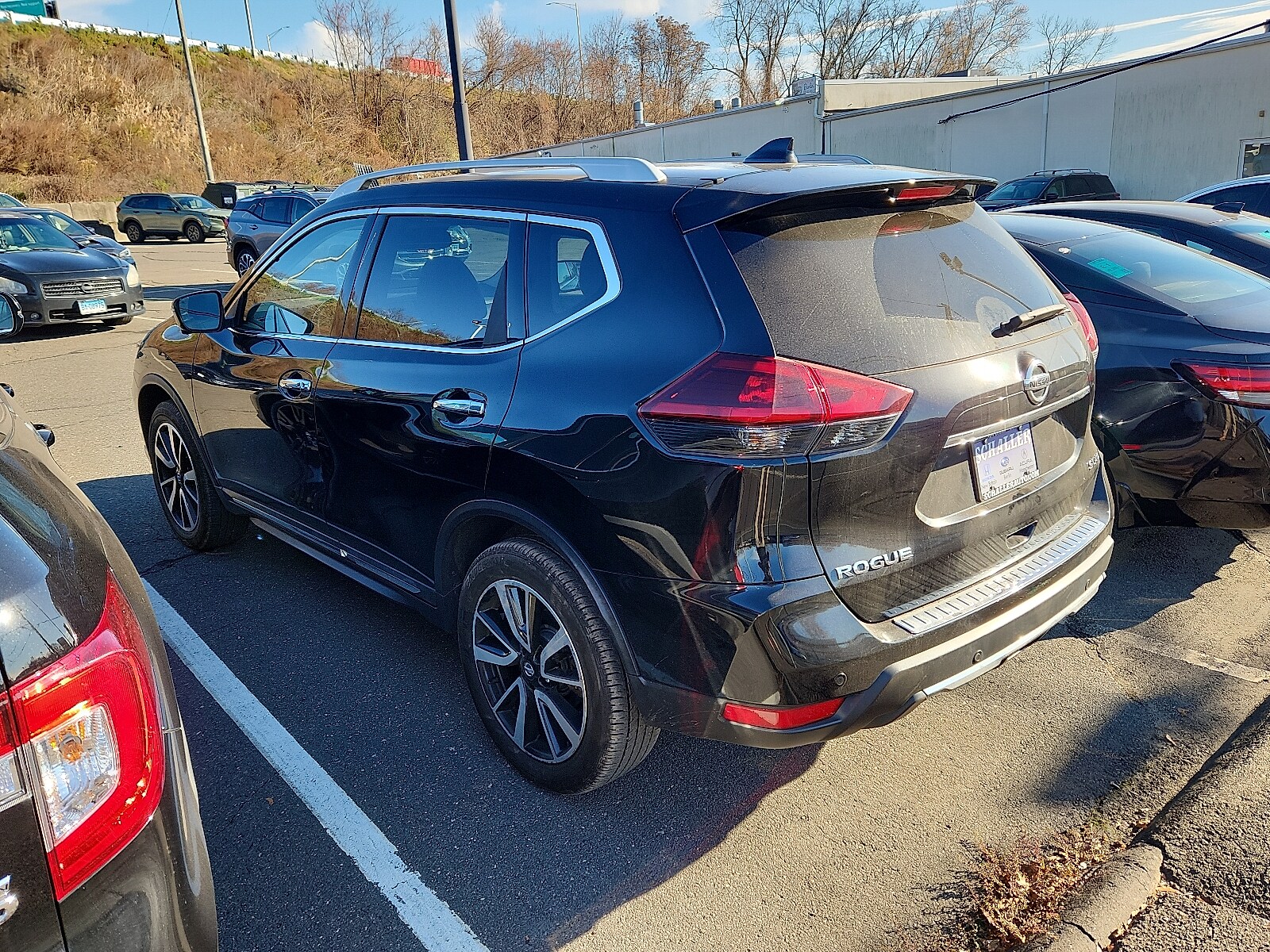 2019 Nissan Rogue SL photo 2