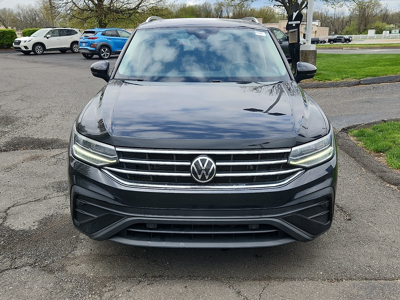 Used 2022 Volkswagen Tiguan SE with VIN 3VV2B7AX0NM134830 for sale in Berlin, CT