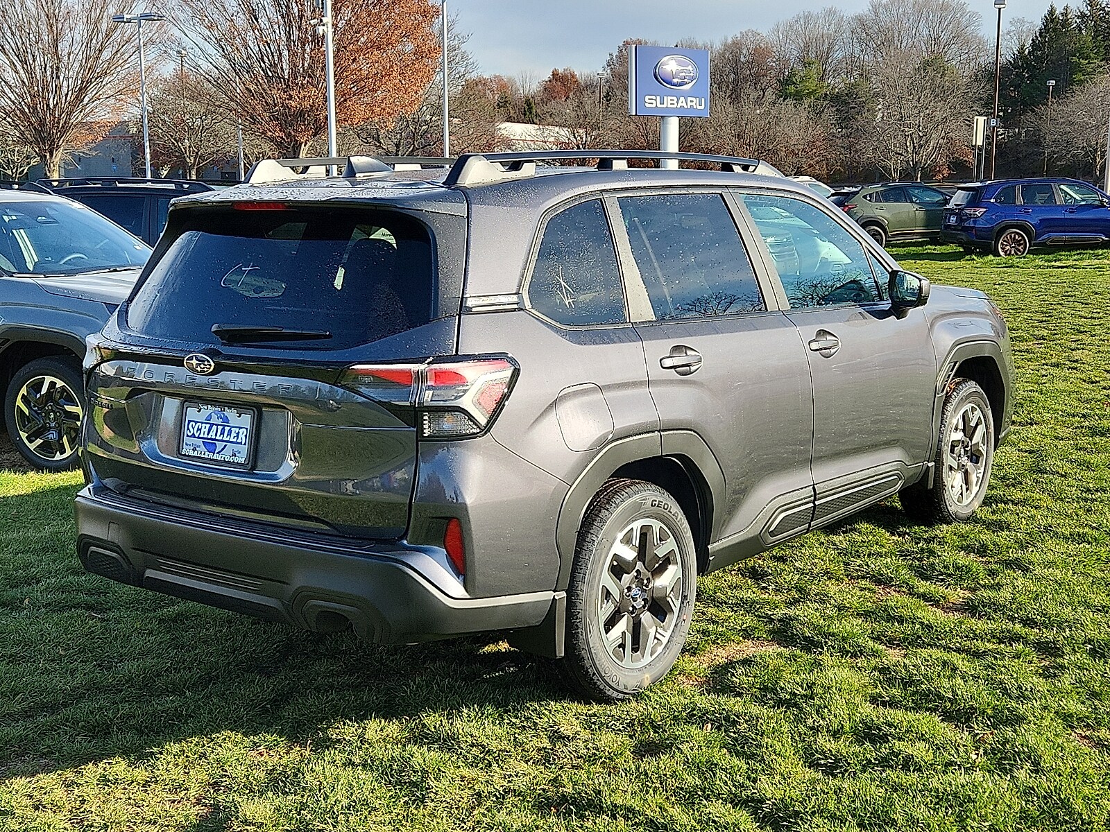 2026 Subaru Forester Premium photo 4