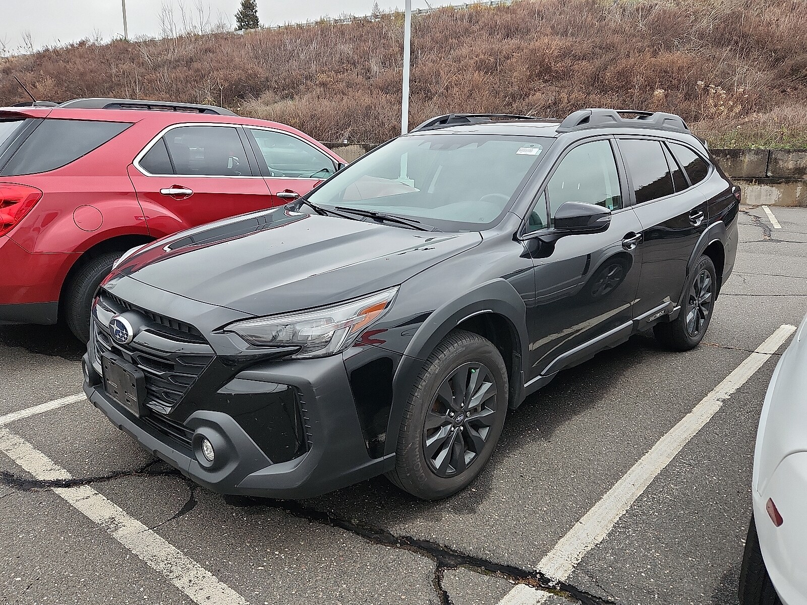 2024 Subaru Outback Onyx Edition photo 2