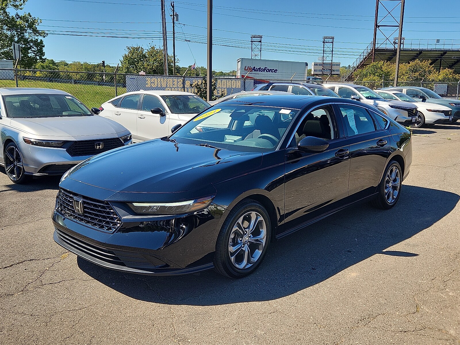2024 Honda Accord EX 1.5T photo 3