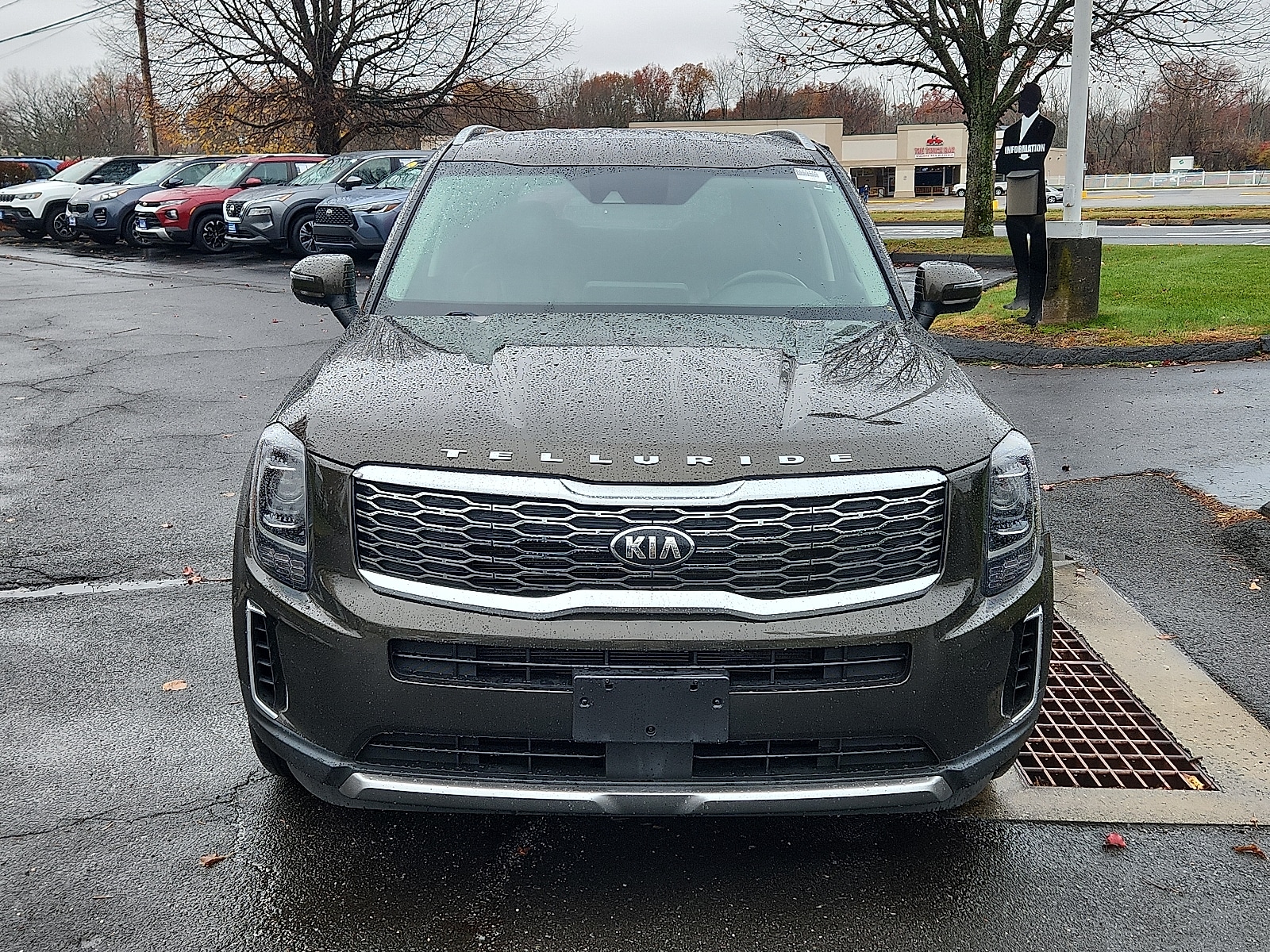 Used 2020 Kia Telluride S with VIN 5XYP6DHC4LG006420 for sale in Berlin, CT