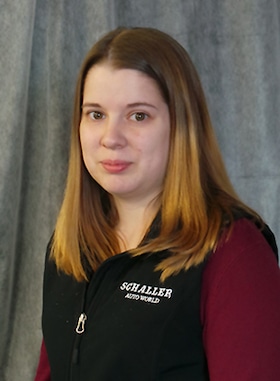 Staff member Kelly Brown from ID_a43022