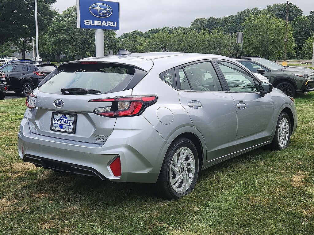 New 2025 Subaru Impreza Base 5-Door