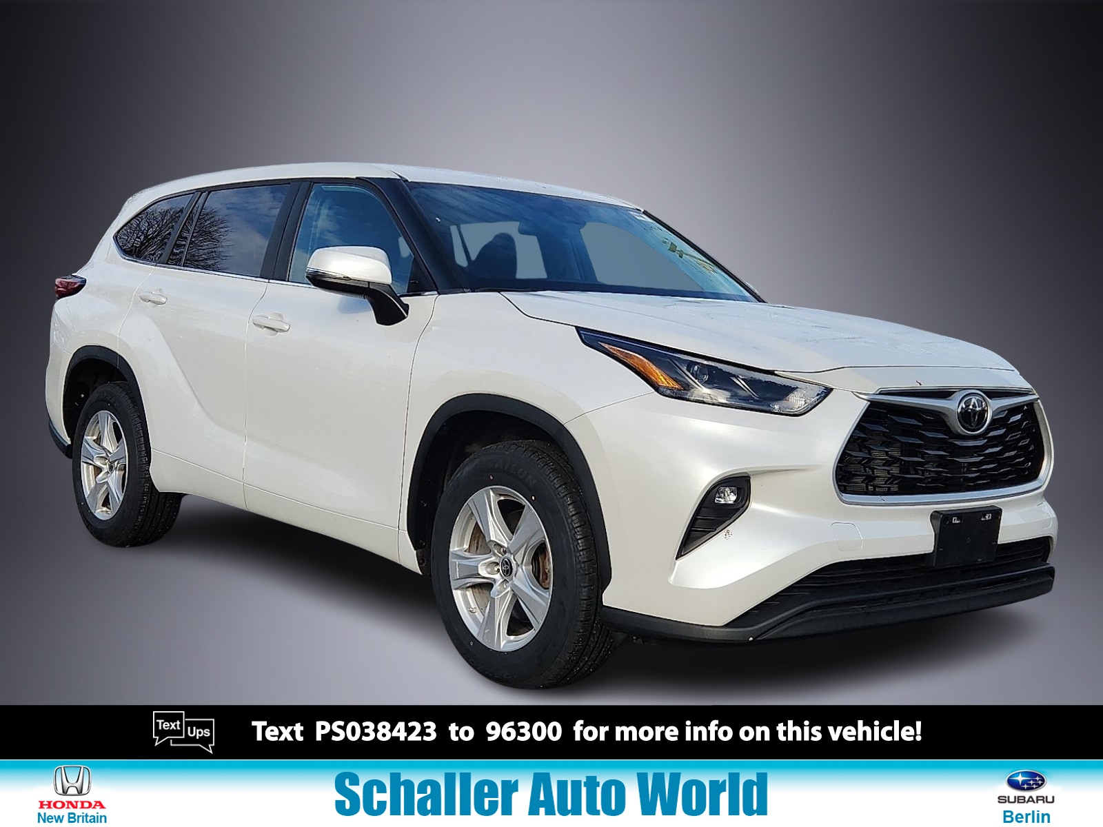 2023 Toyota Highlander LE's photo