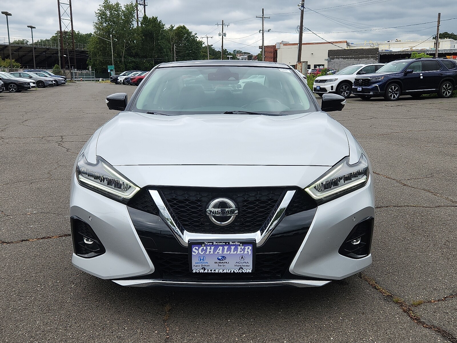2020 Nissan Maxima Platinum photo 2
