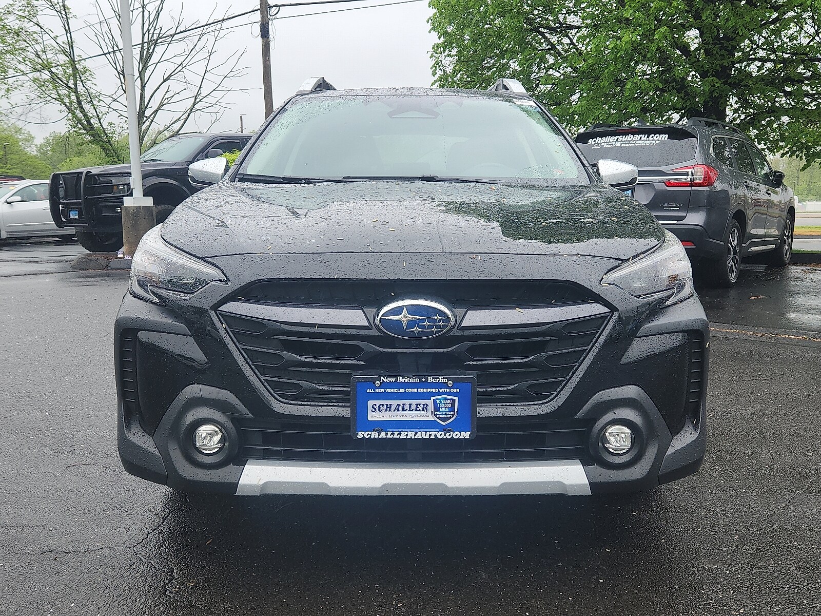 2024 Subaru Outback Touring photo 2