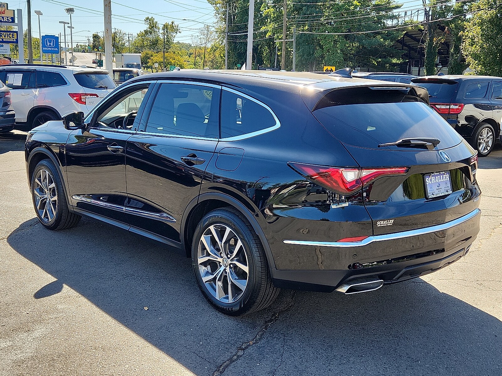 2023 Acura MDX Technology SH-AWD photo 4