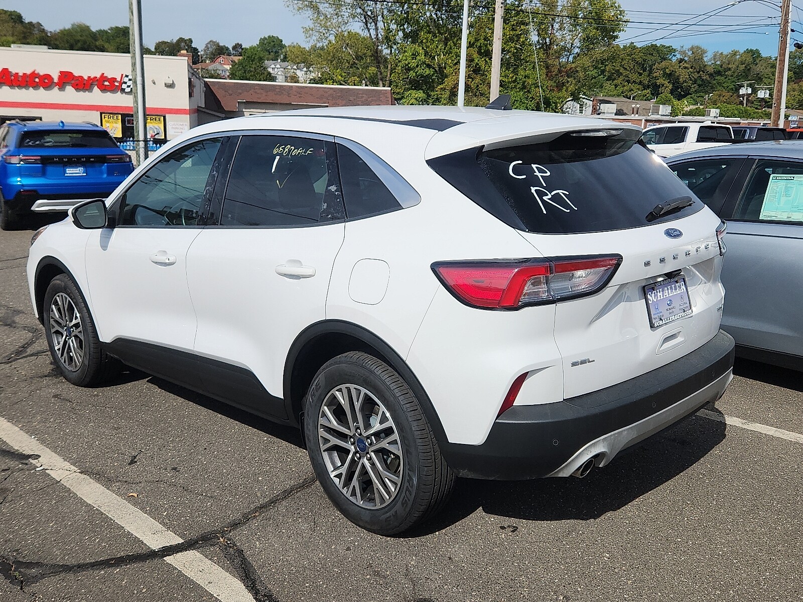 2022 Ford Escape SEL photo 2