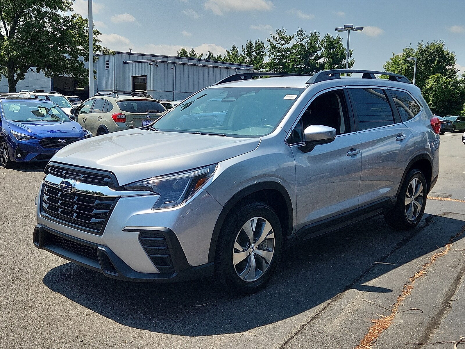 2024 Subaru Ascent Premium photo 3
