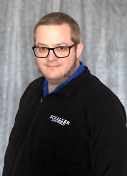 Staff member Jeremy Itzel from ID_53b5df