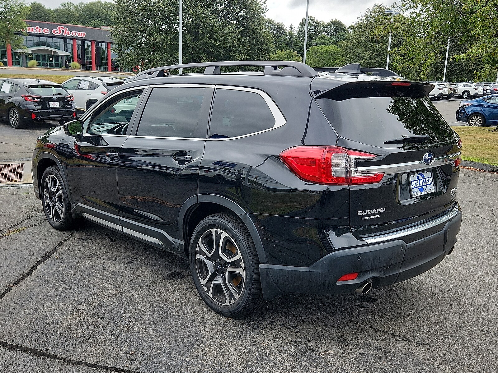 2024 Subaru Ascent Limited photo 2